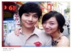 美图秀秀教你拯救黑乎乎的背光合照