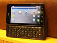 双核键盘再升级 MOTO里程碑3 XT883评测