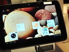 CES2012:联想ATOM平板K2110 预装安卓4