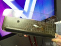 康宁推透明Gorilla Glass2强化玻璃键盘