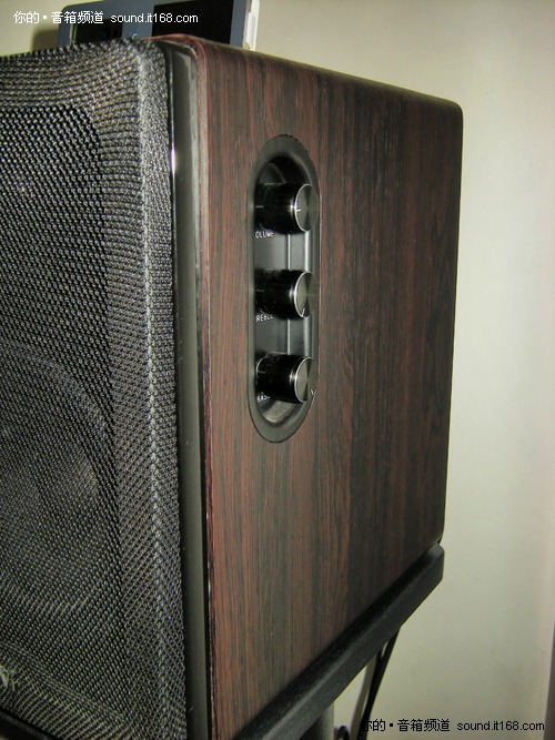 细节调整 造就惠威d1080mkii 08好声音