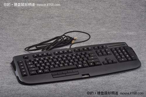 独有7个拇指按键 razer安纳西梵蛛图赏