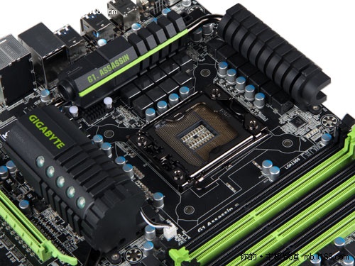 游戏终极武器 技嘉g1.assassin主板图赏