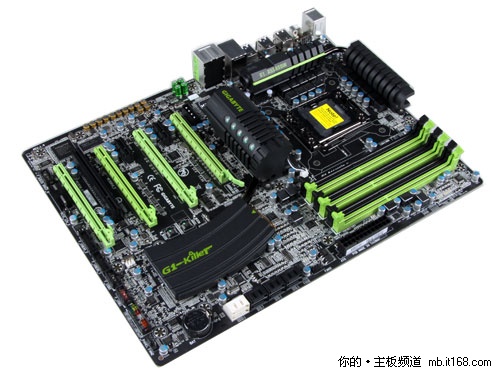 游戏终极武器 技嘉g1.assassin主板图赏