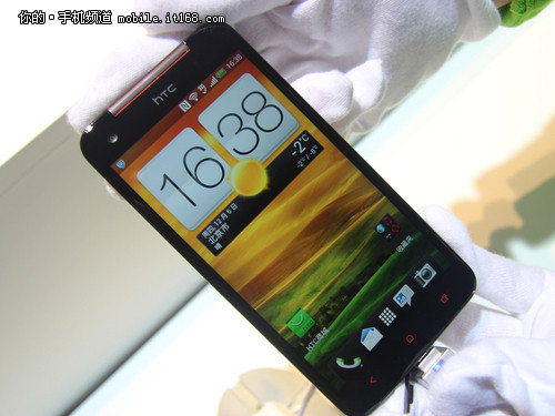 老旗舰半价卖 htc butterfly仅售2429元