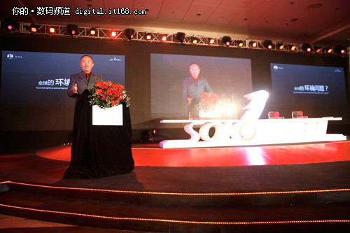 可穿戴代步装备solowheel全球新品发布