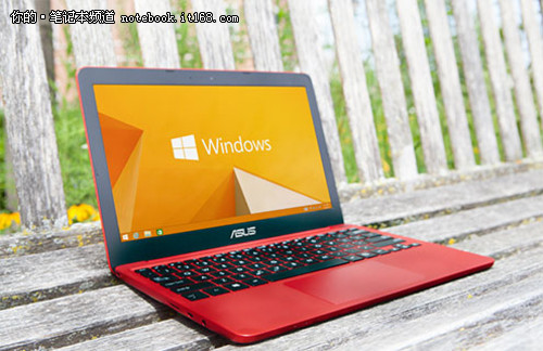 多彩时尚年末来袭 华硕超便携小本上市
