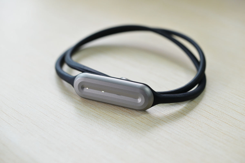 能让你变直的神器!fineck智能颈环评测