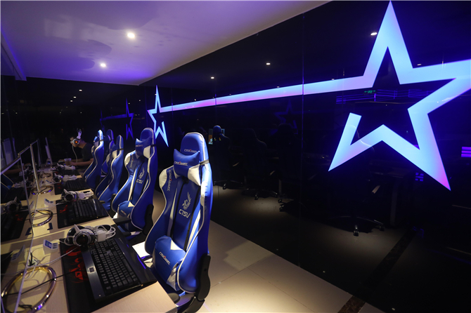 江山美人共存狼派入驻广州一号电竞馆