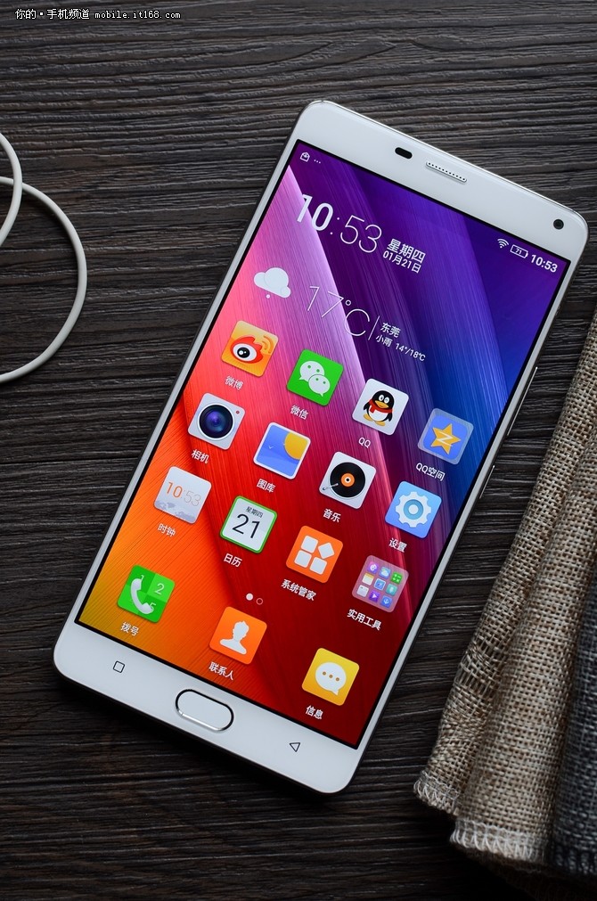 高颜值商务手机 金立m5 plus美图赏-手机专区