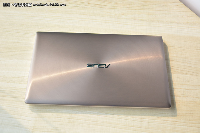 i7 512gssd 长续航 轻薄 华硕u3000评测-笔记本专区