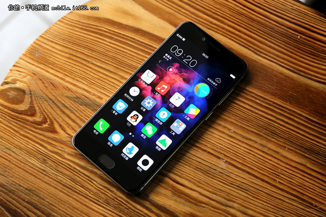 x7星空灰体验:低调沉稳之间彰显个性