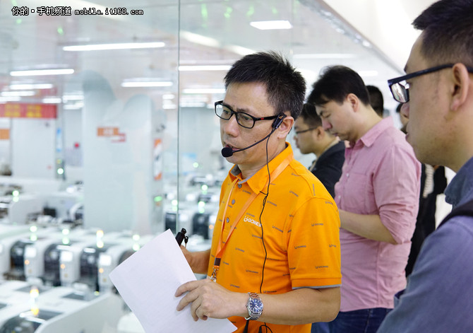 所以现时在金立投入使用的贴片机绝大部分来自德系西门子的dx4