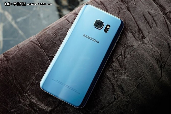 至于三星galaxy s7想必大家已经非常了解了,该机是当之无愧的安机