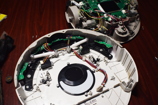 胆大心细 tcl r1扫地机器人深度清理