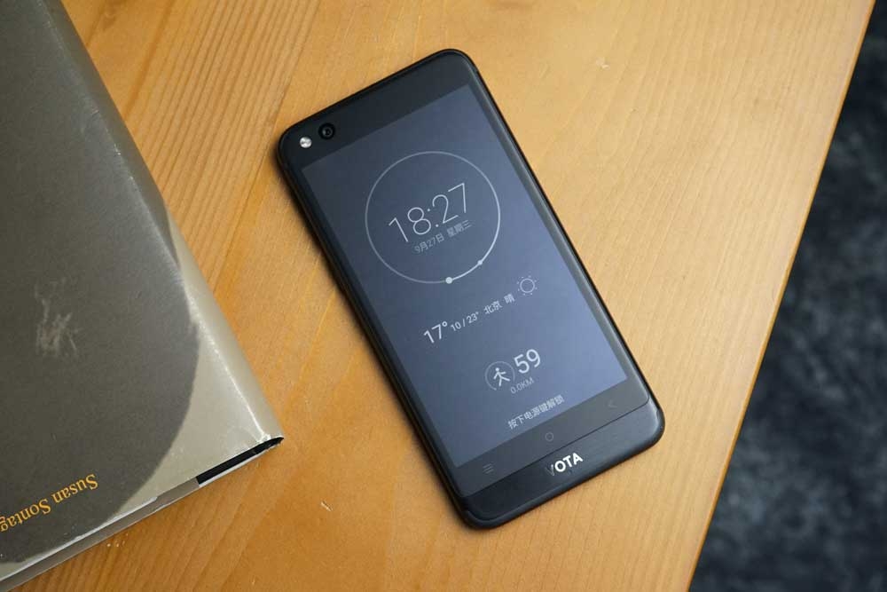 尽情享受阅读的乐趣yota3手机开箱图赏